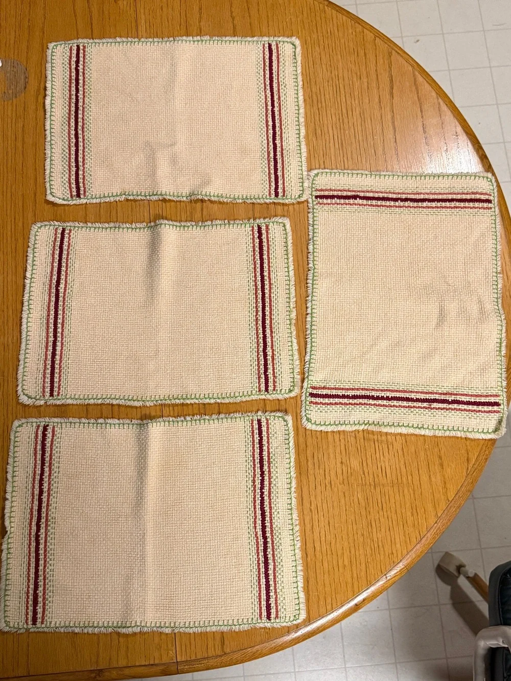 Vintage Woven Cotton Placemats Set 4 Cream Red Green Cottagecore Farmhouse